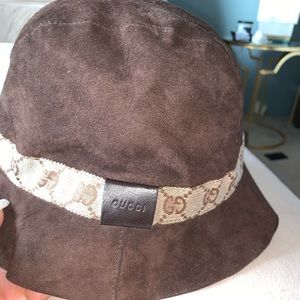 AUTHENTIC GUCCI SUEDE FISHERMAN HAT